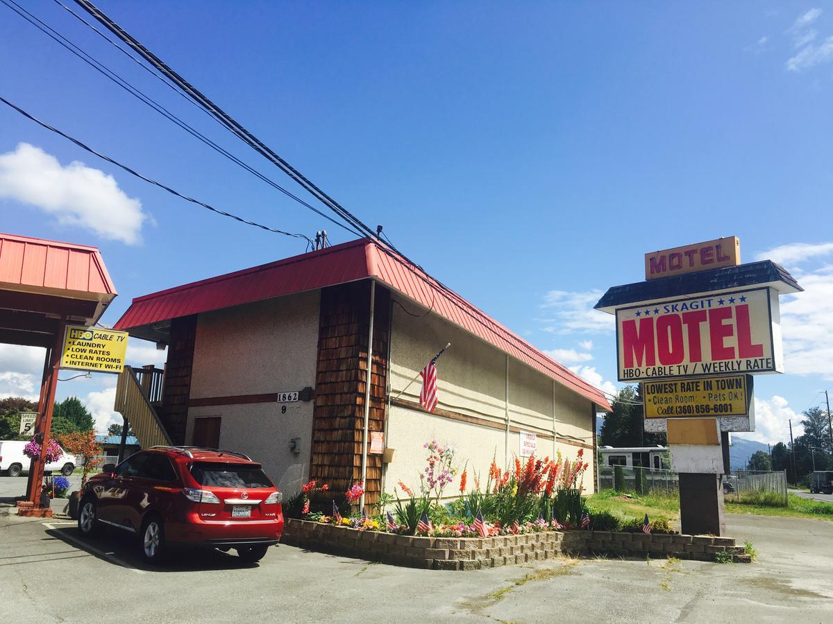 Skagit Motel Sedro Woolley Bagian luar foto