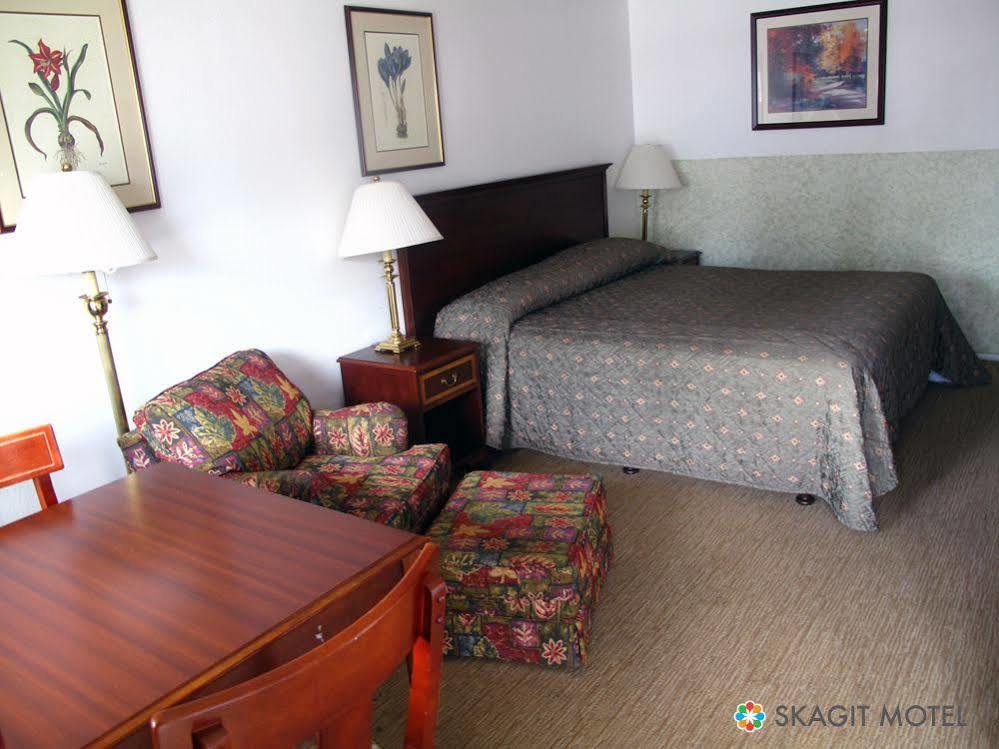 Skagit Motel Sedro Woolley Bagian luar foto