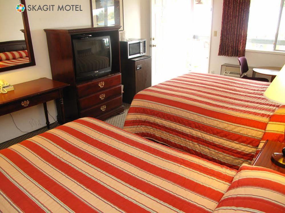 Skagit Motel Sedro Woolley Bagian luar foto