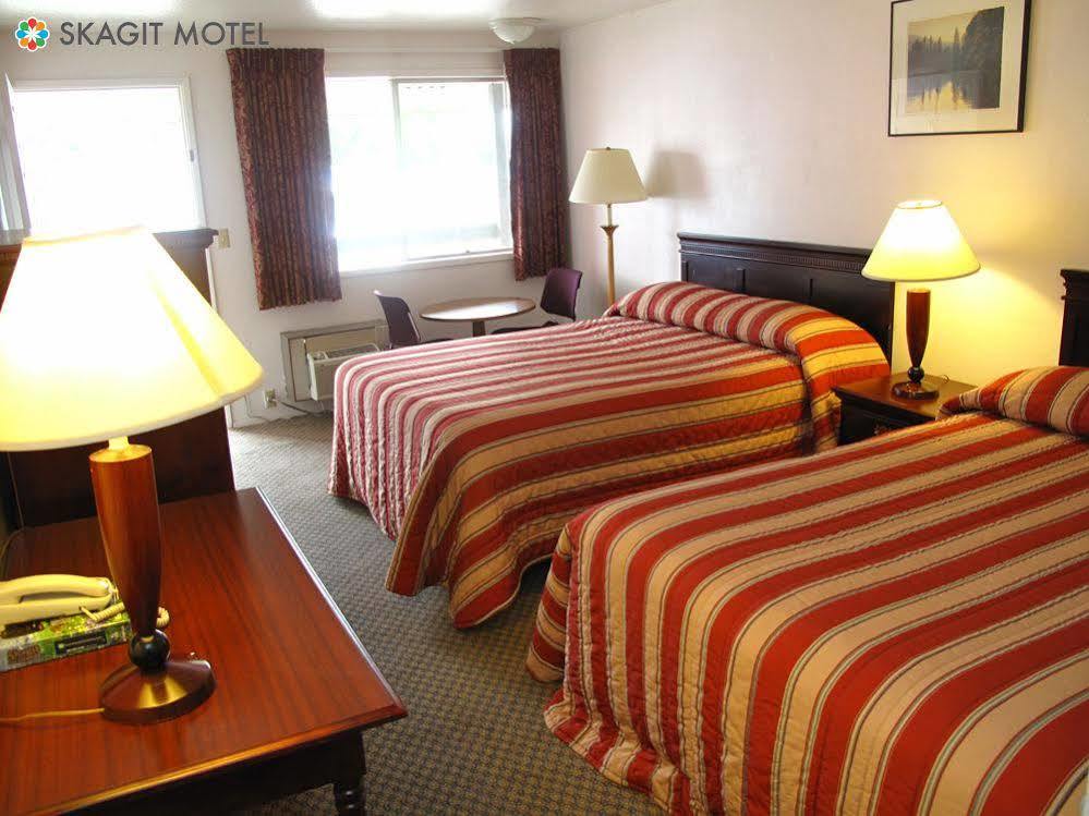 Skagit Motel Sedro Woolley Bagian luar foto
